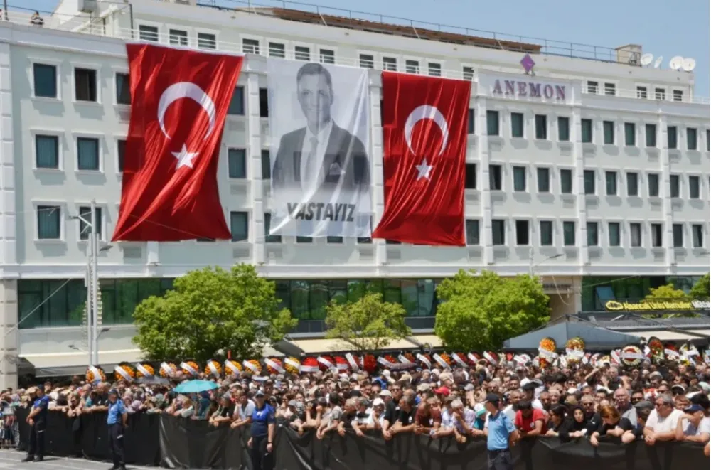MANİSA EFESİNİ SON YOLCULUĞUNA UĞURLADI