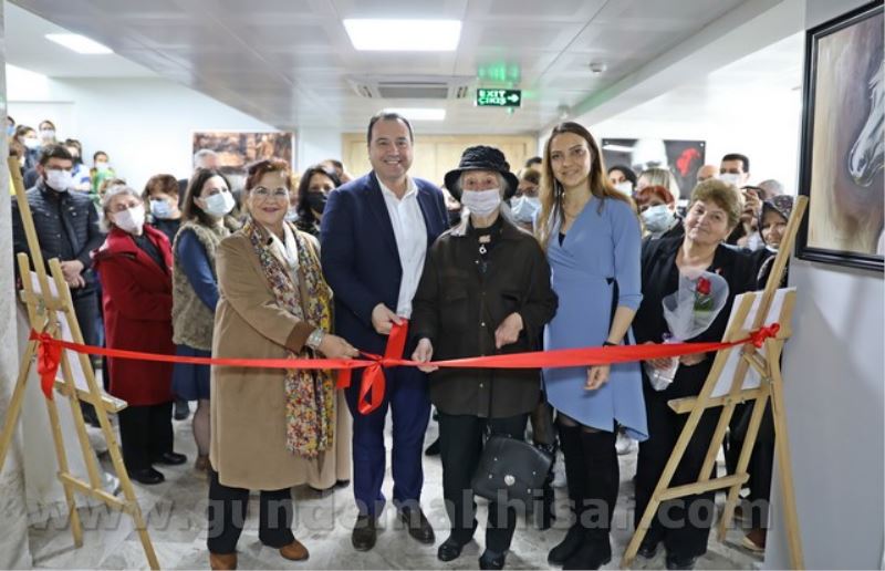 Uğur Mumcu Kültür ve Sanat Merkezinde karma resim sergisi açıldı